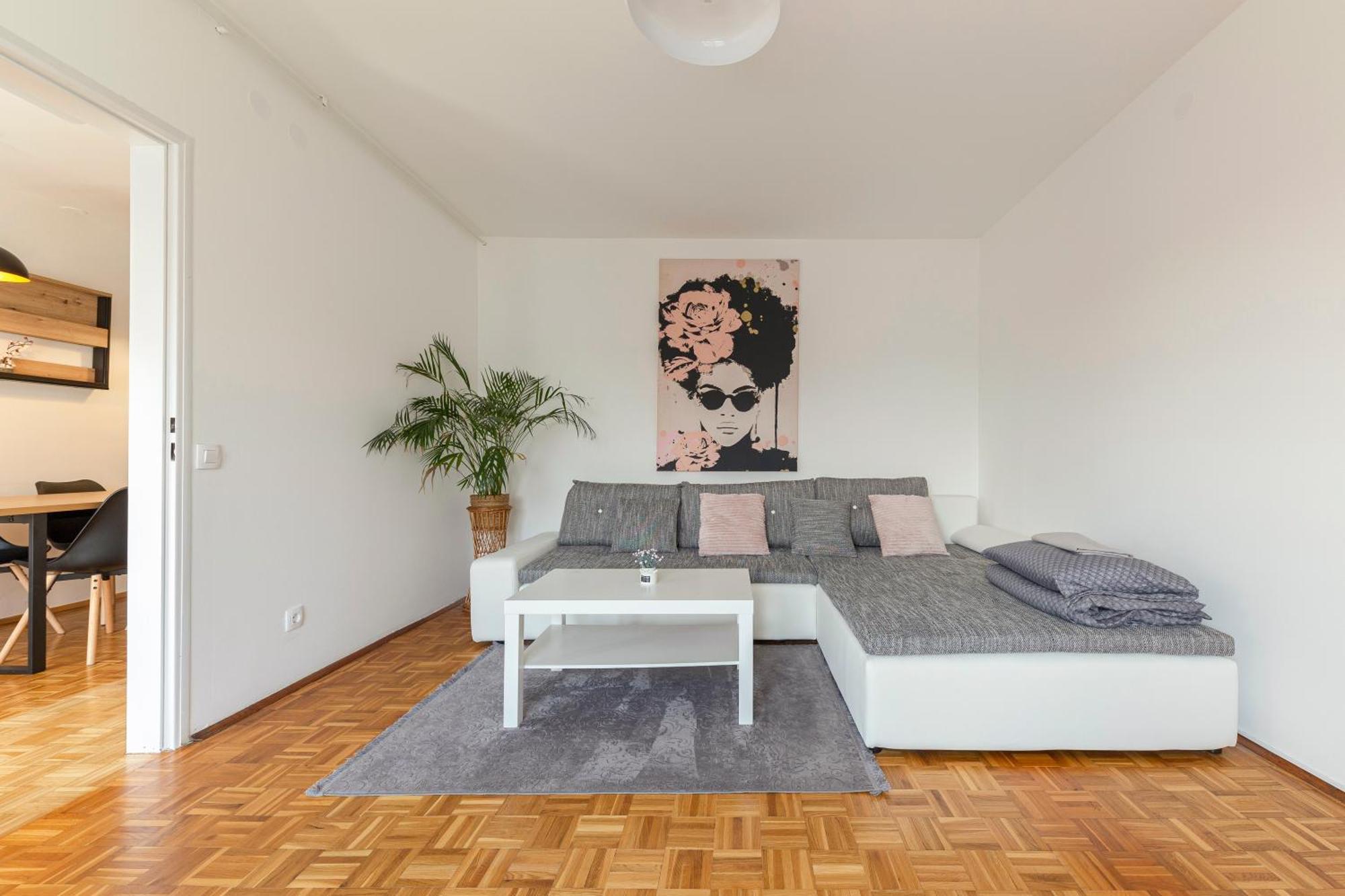 Cosy And Bright Apartment Любляна Экстерьер фото